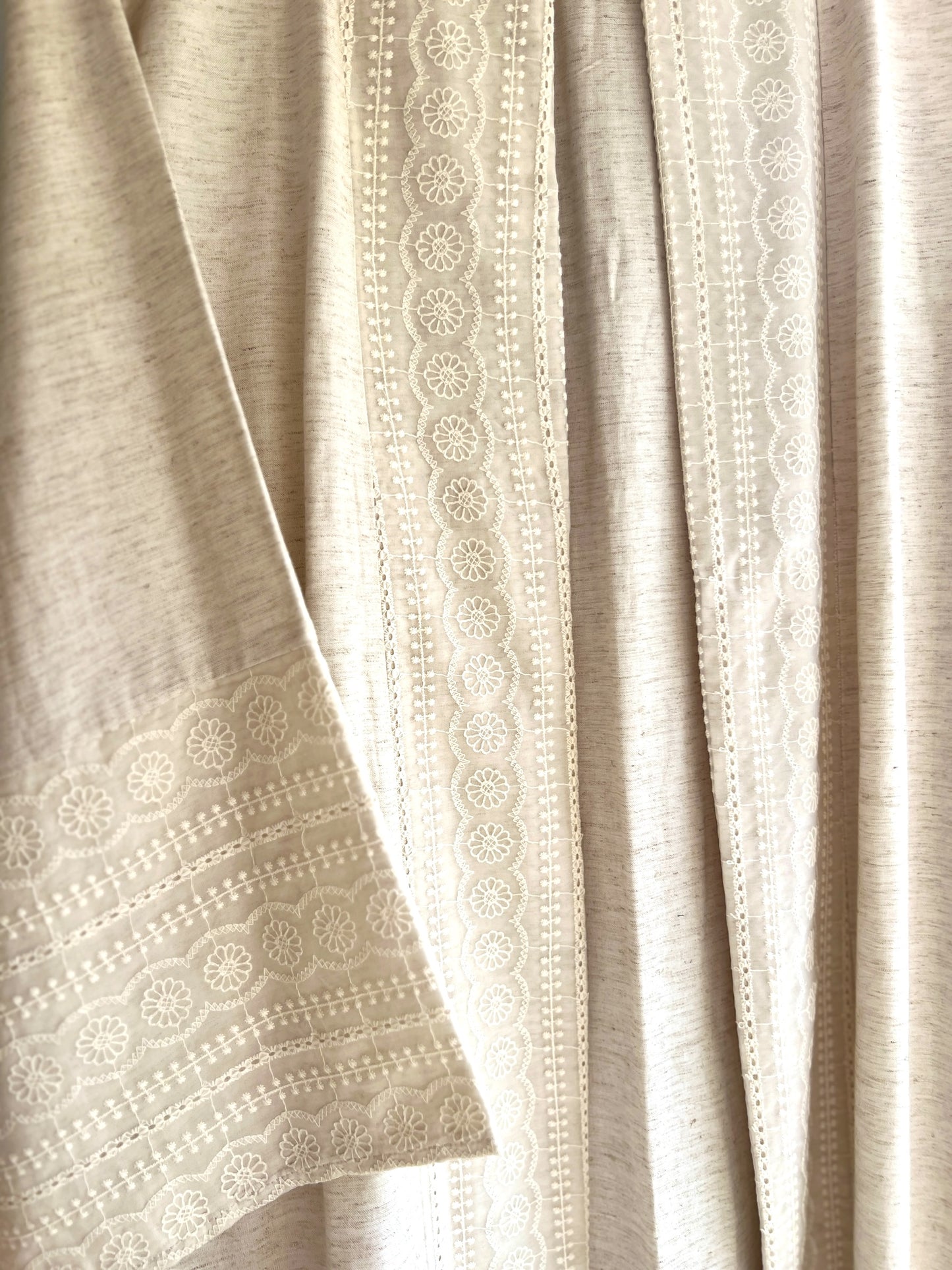 Mizaa Embroidered Linen Abaya Set